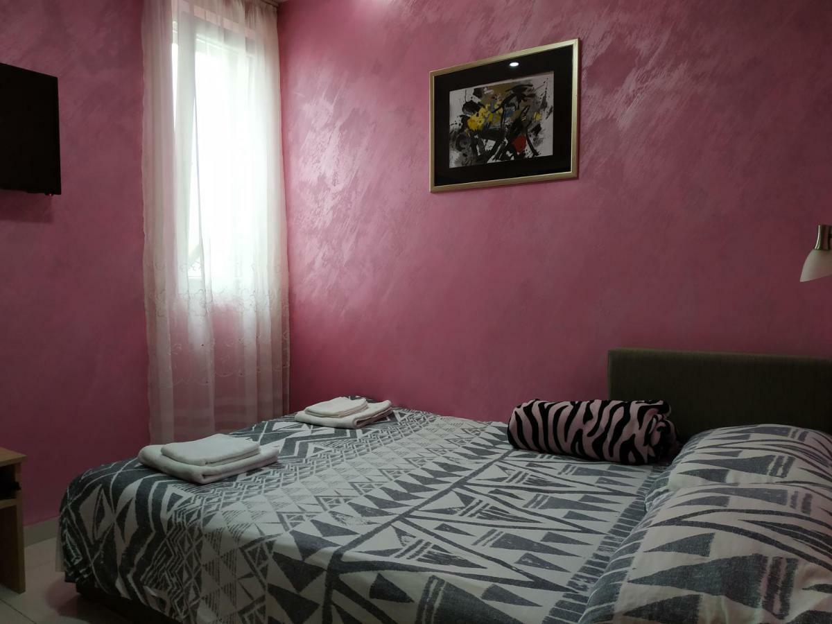 Apartmani Spasic Лесковац Экстерьер фото
